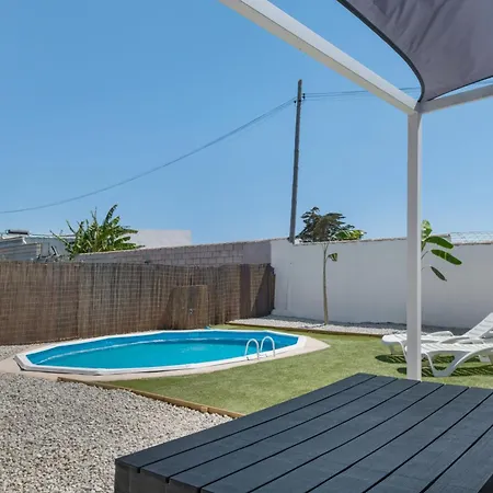 Landhuis Estudio El Mirlo *